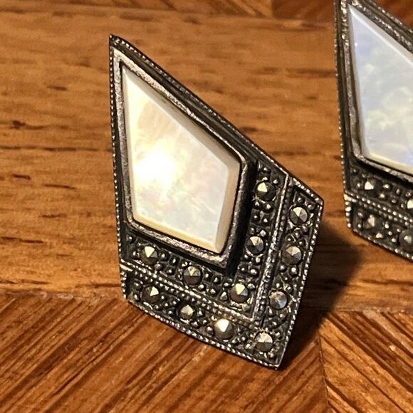 Vtg Art Deco Sterling 925 Marcasite Mother Of Pearl Post Pierced Earrings - Picture 2 of 6